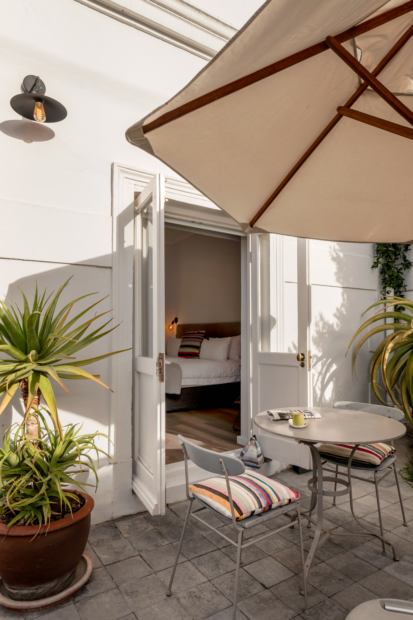 Slow breakfast dining at iGadi House
